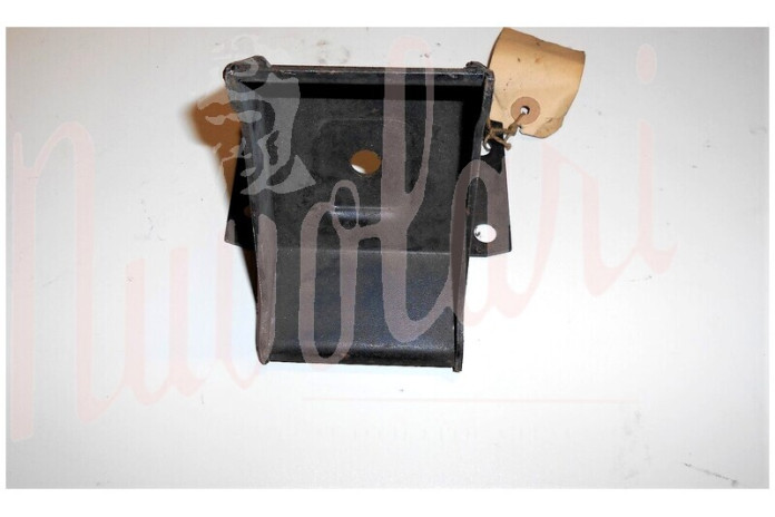 STAFFA AL TELAIO SUPPORTO MOTORE