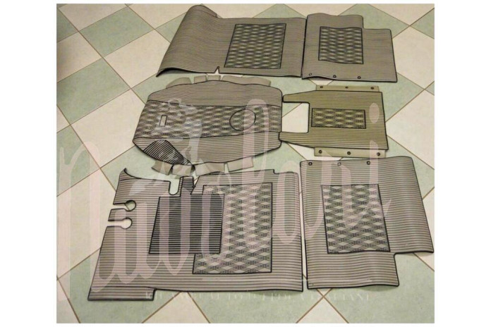 SOPRA TAPPETI G/N 6 PEZZI PER FIAT 1100 - 103 E  TV