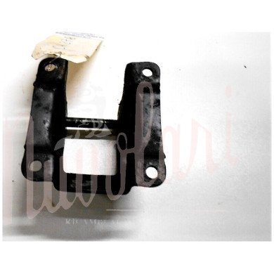 SUPPORTO ANTERIORE CENTRALE STAFFA CAMBIO