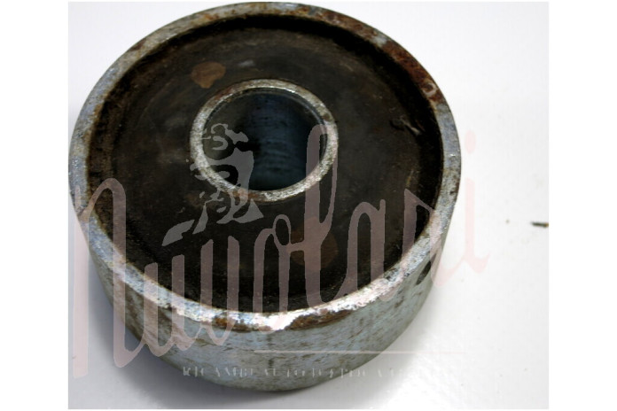 SILENTBLOCK SUPPORTO CAMBIO (CON FORO LATERALE DISTANZA mm 6-8)