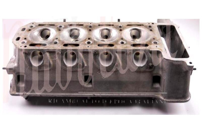 TESTA CILINDRI C/POMPA IN TESTA