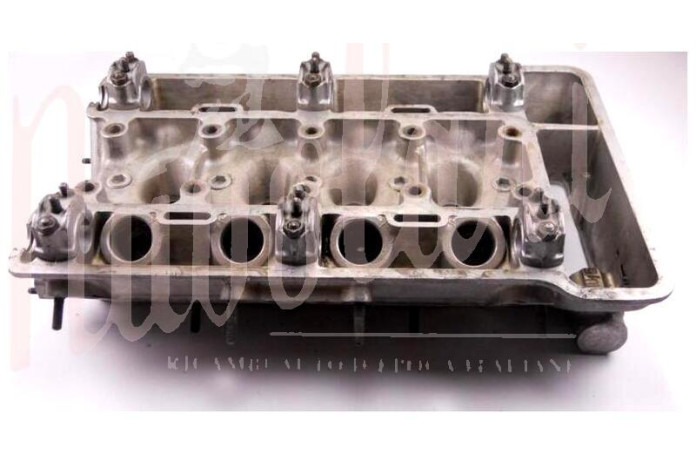 TESTA CILINDRI C/POMPA IN TESTA