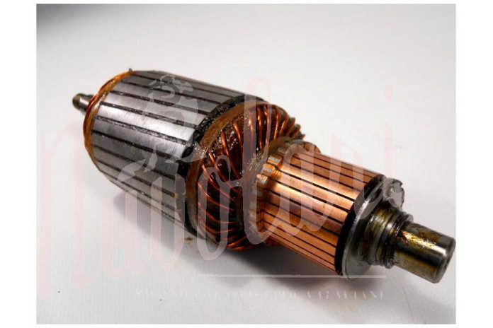 INDOTTO DINAMO M.MARELLI 300/12 VOLT C/FLANGIE