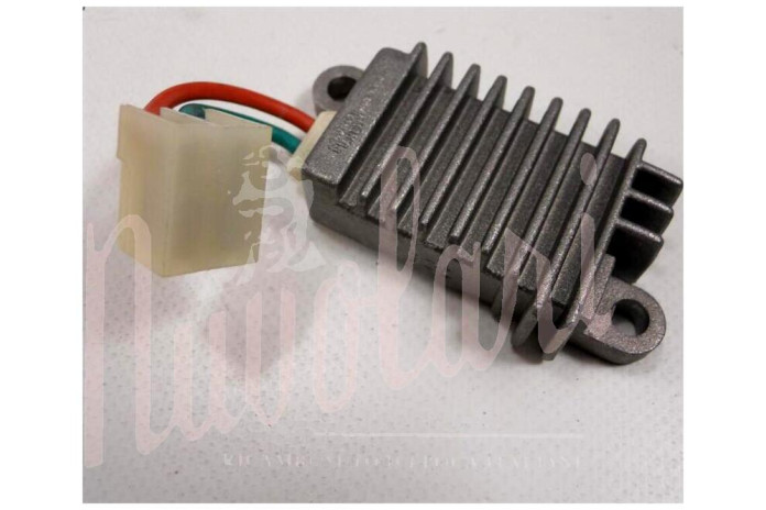 REGOLATORE ALTERNATORE INTERNO ORIGINALE DELL'EPOCA