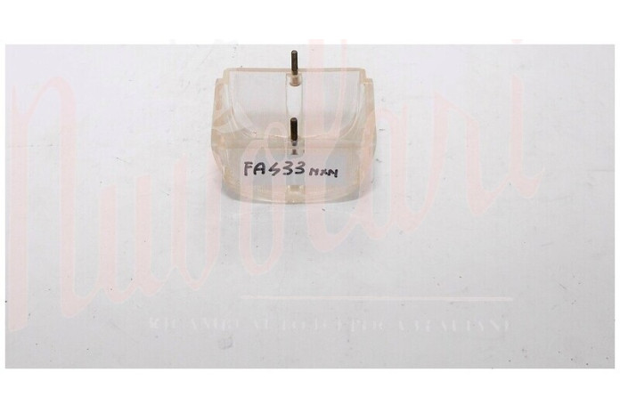 LENTE FANALE POSTERIORECARELLO BIANCA