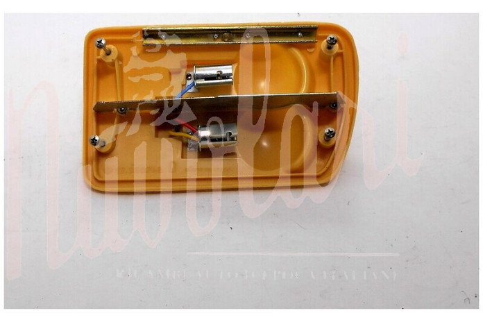 BASE PLASTICA FANALE POSTERIORE REPLICA CARELLO