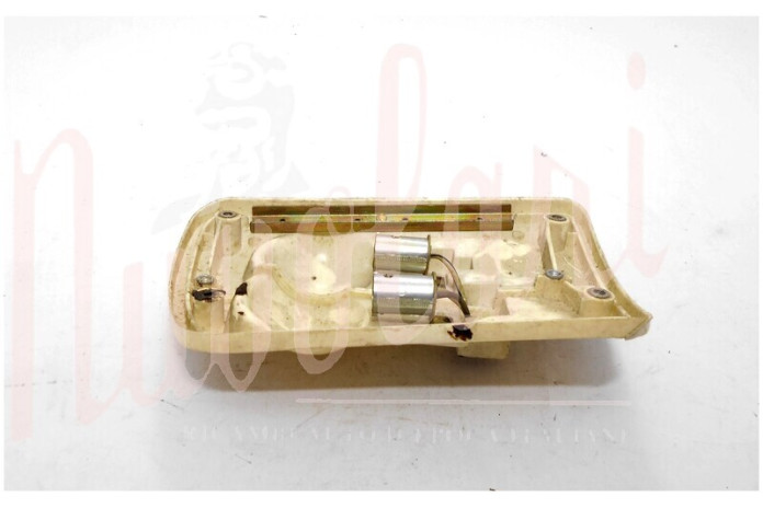 BASE PLASTICA FANALE POSTERIORE CARELLO