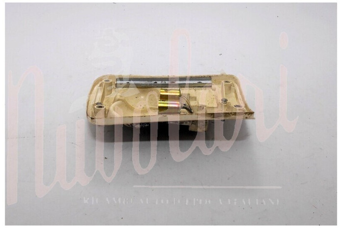 BASE PLASTICA FANALE POSTERIORE CARELLO