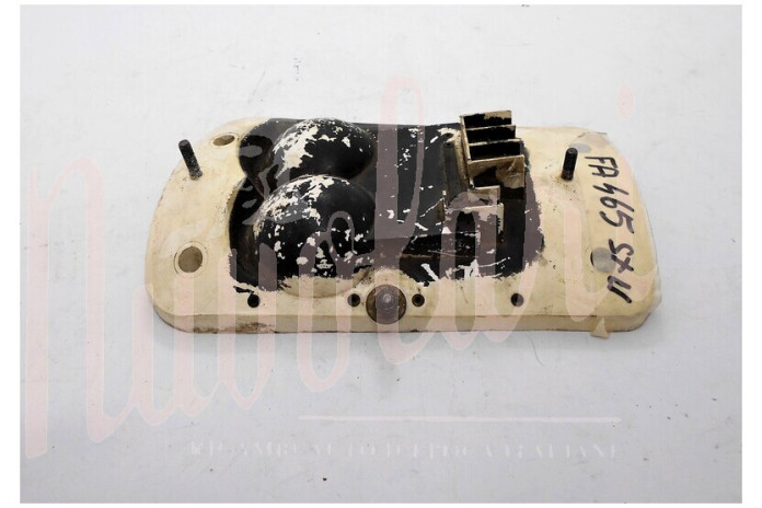 BASE PLASTICA FANALE POSTERIORE CARELLO