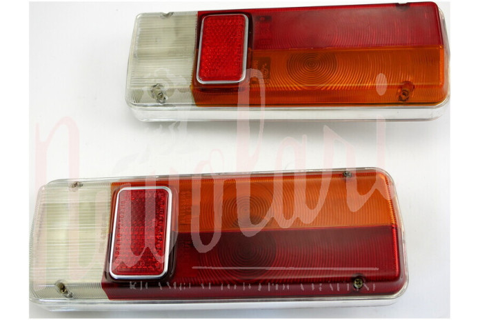 COPPIA FANALI POSTERIORI ALTISSIMO