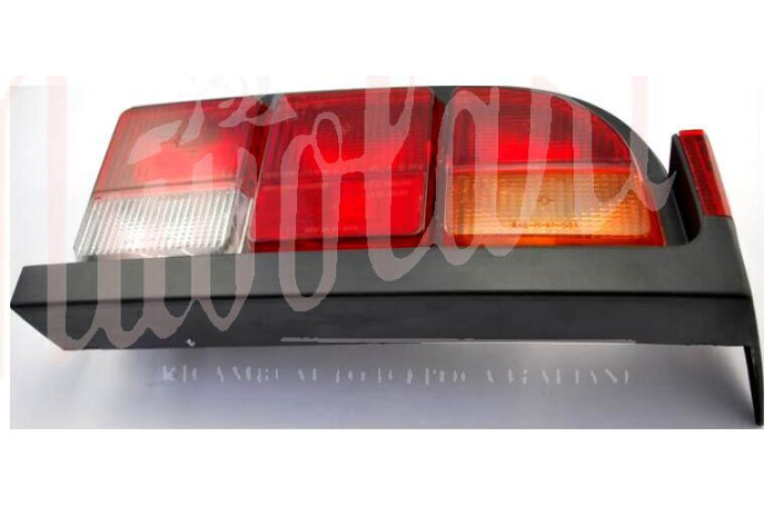 FANALE POSTERIORE ALTISSIMO