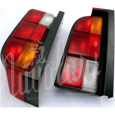 COPPIA FANALI POSTERIORI ALTISSIMO