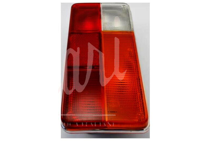 FANALE POSTERIORE ALTISSIMO LENTE BORDO CROMATO