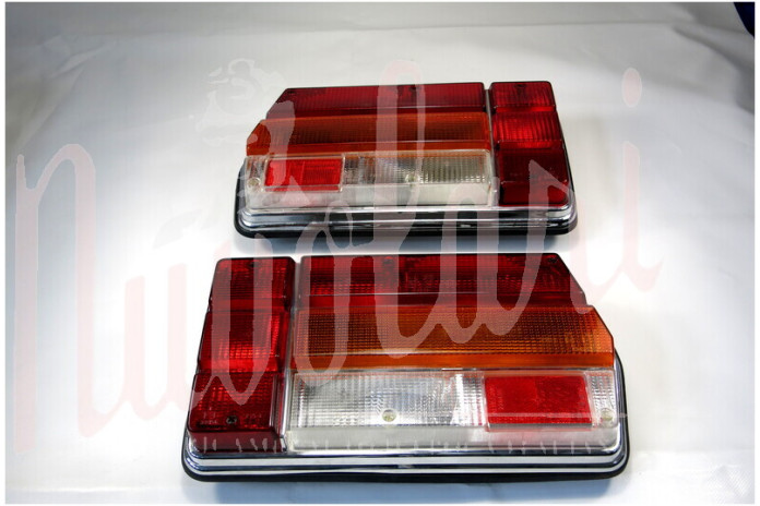 COPPIA FANALI POST ALTISSIMO BORDO CROMATO