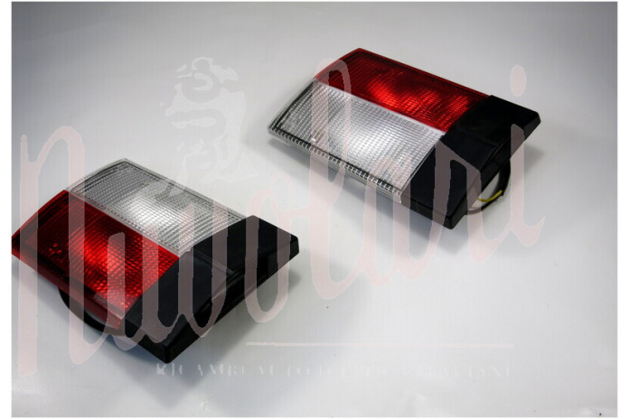 COPPIA FANALI POSTERIORI CENTRALI BAULE SEIMA