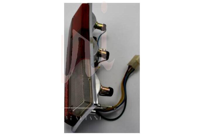 FANALE POSTERIORE DESTRO ALTISSIMO