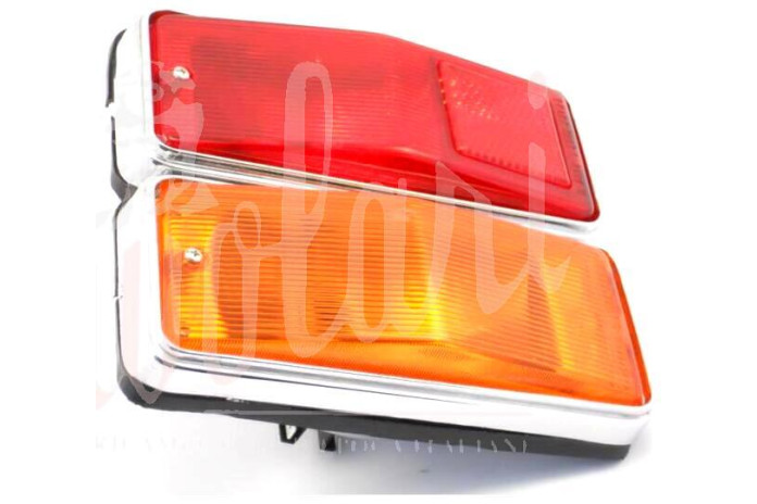 COPPIA FANALI POSTERIORI NON ORIGINALI