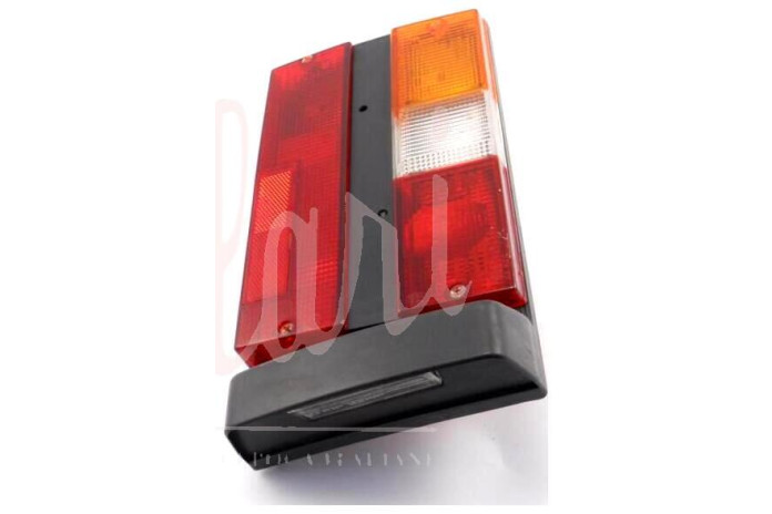 FANALE POSTERIORE ALTISSIMO