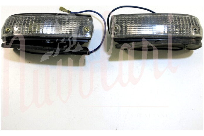 COPPIA FANALINI ANT BASE NERA CARELLO BIANCO