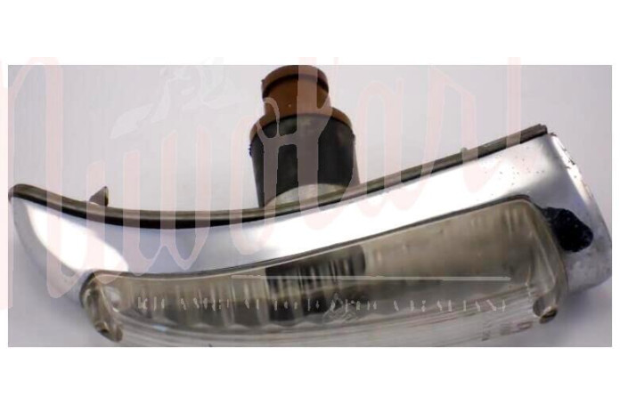 FANALINO ANTERIORE ALTISSIMO BIANCO