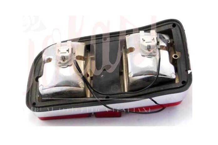 FANALE POST. ALTISSIMO ROSSO USA IN METALLO