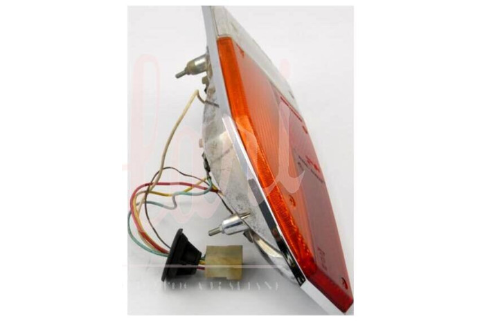 FANALE POST. ALT. FRECCIA VERT.