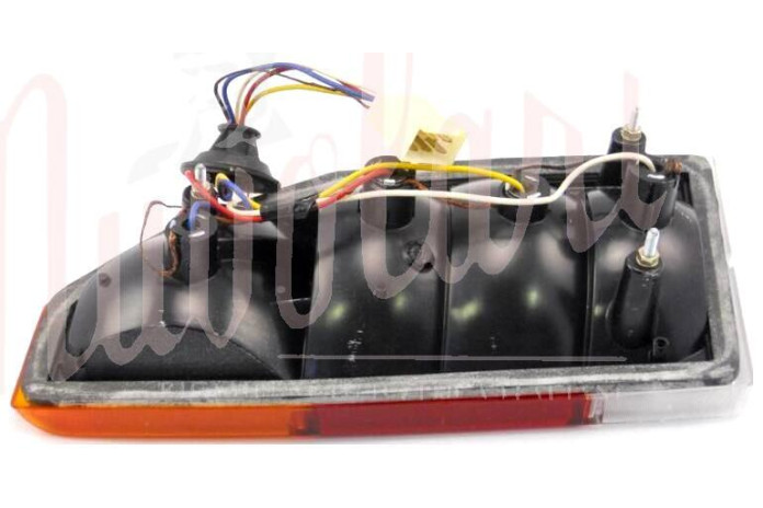 FANALE POST. CARELLO FRECCIA ORRIZ.