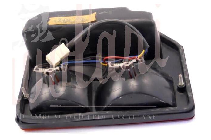 FANALE POSTERIORE ALTISSIMO