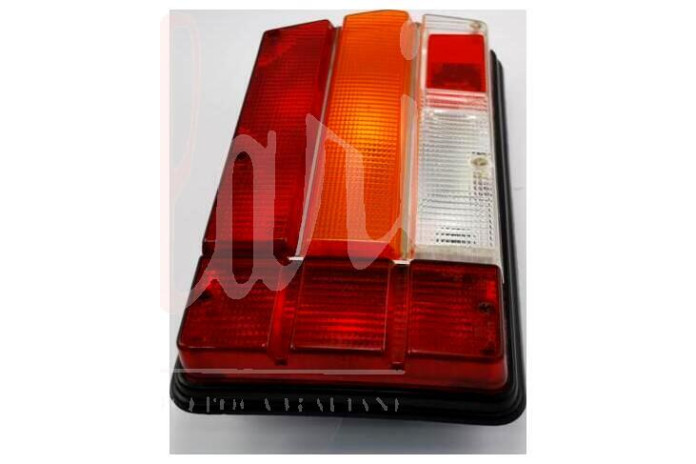 FANALE POSTERIORE ALTISSIMO BORDO NERO