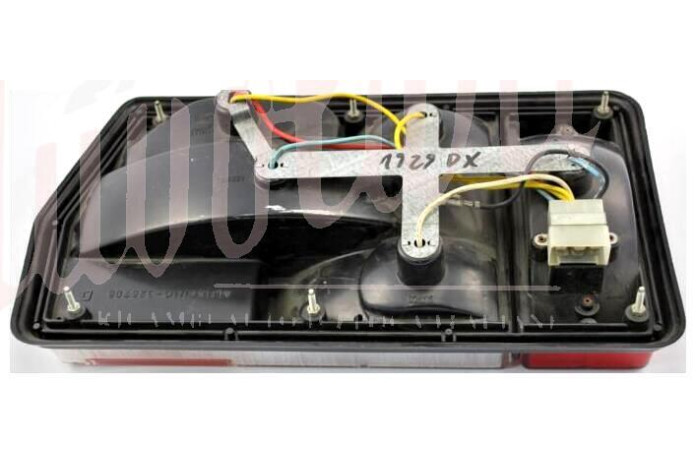 FANALE POSTERIORE ALTISSIMO BORDO NERO