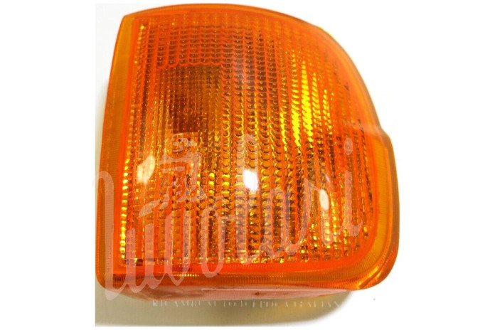 FANALINO ANTERIORE CARELLO ARANCIO