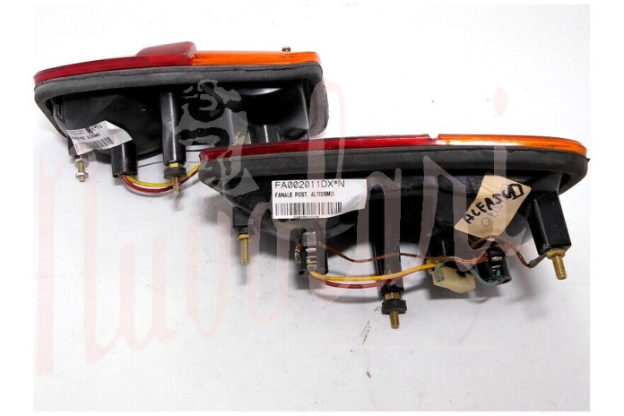 COPPIA FANALI POSTERIORI ALTISSIMO