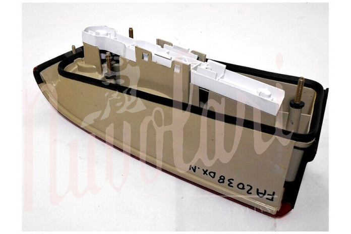 FANALE POSTERIORE EST SEIMA FRECCIA ROSSA