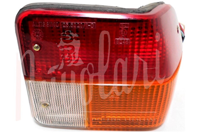 FANALE POSTERIORE ALTISSIMO