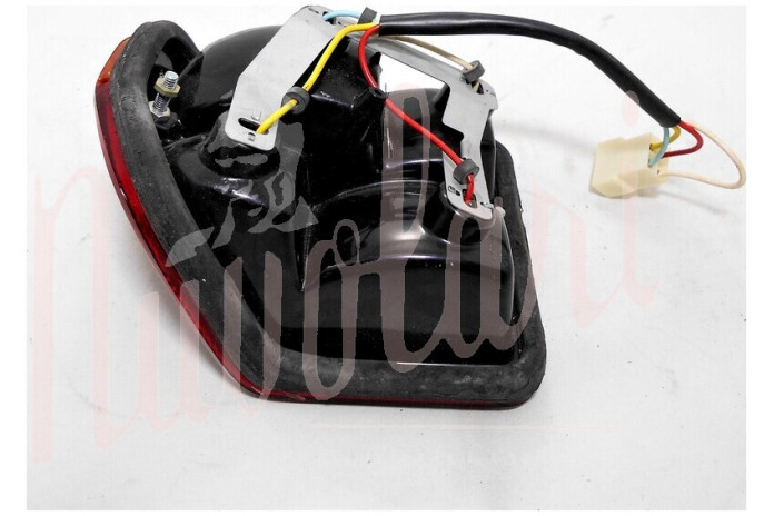 FANALE POSTERIORE ALTISSIMO