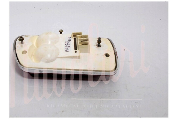 FANALE POSTERIORE CARELLO BASE PLASTICA
