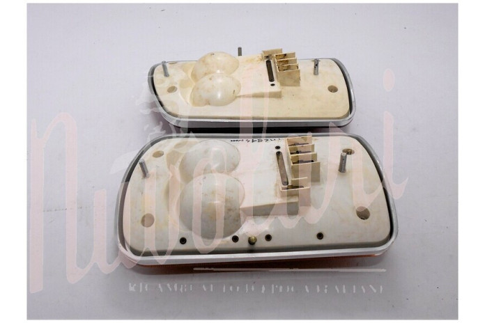 COPPIA FANALI POST CARELLO REPLICA BASE PLASTICA