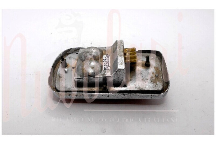 FANALE POSTERIORE CARELLO BASE METALLO