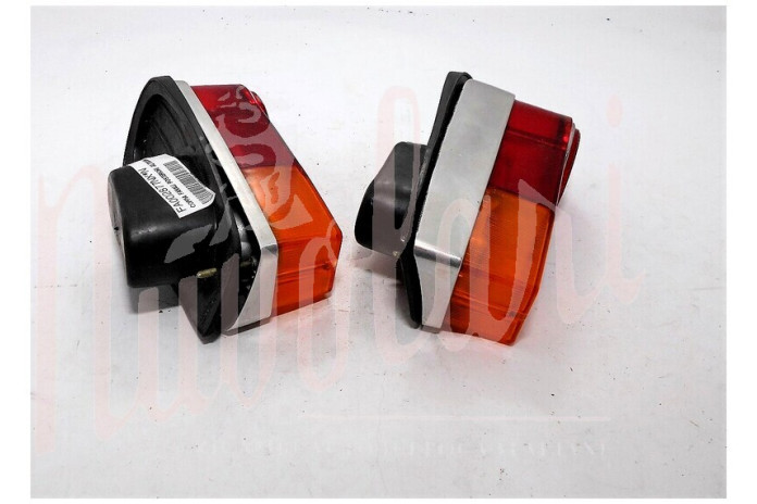 COPPIA FANALI POSTERIORI ALTISSIMO