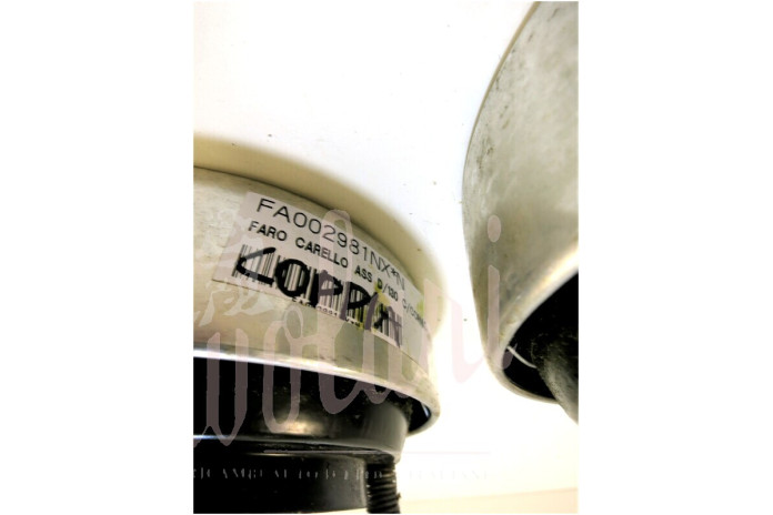 COPPIA FARO CARELLO ASSD/130 C/CORNICE C/SUPPORTO