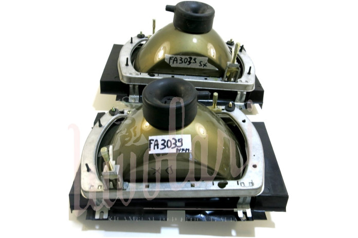 COPPIA FARO CARELLO ASSC/OSC C/SUPPORTO