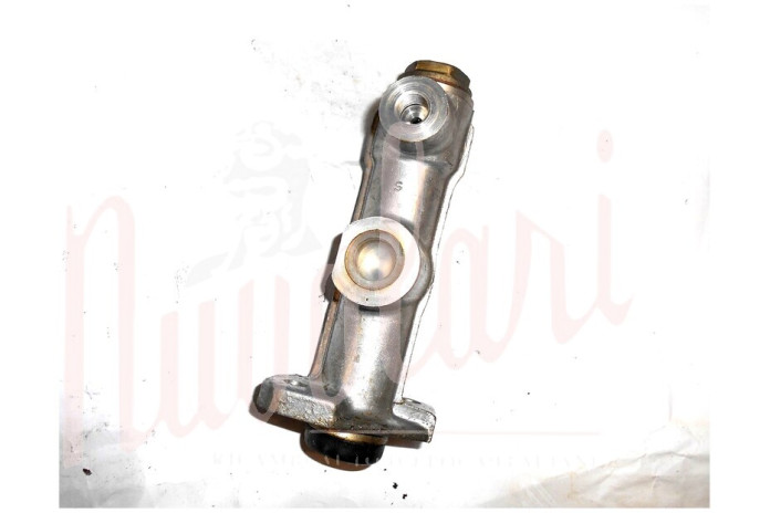 POMPA FRIZIONE FIAT (USCITA SUPERIORE CORPO Cent 148,5)
