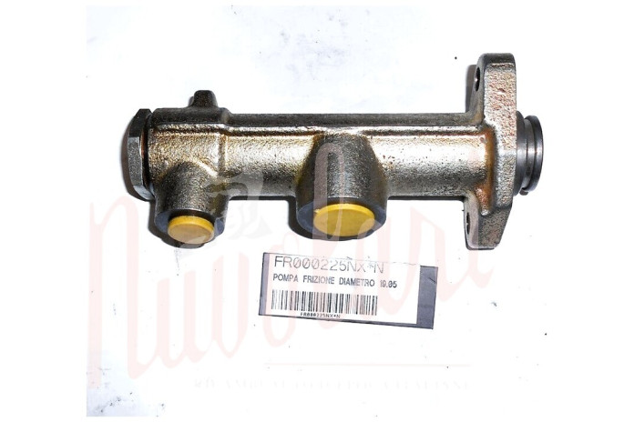 POMPA FRIZIONE (IN GHISA USCITA TUBO SUPERIORE)