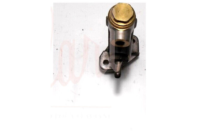 POMPA FRIZIONE (CON TUBO IMMERSIONE OLIO D/8 CORPO Cent 148,5)