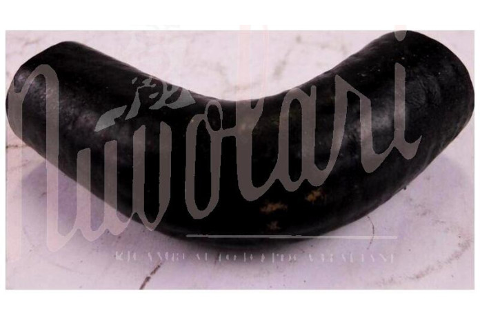 MANICOTTO COLLEGAMENTO DALLA POMPA ACQUA AL TERMOSTATO