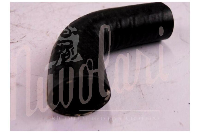 MANICOTTO COLLEGAMENTO DALLA POMPA ACQUA AL TERMOSTATO