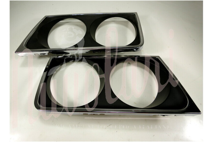 COPPIA CORNICI FARO DOPPIO PLASTICA PER LANCIA BETA 1600 828 AB0 