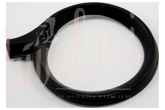 CORNICE FARO ANTERIORE PLASTICA NERA FORO VITE