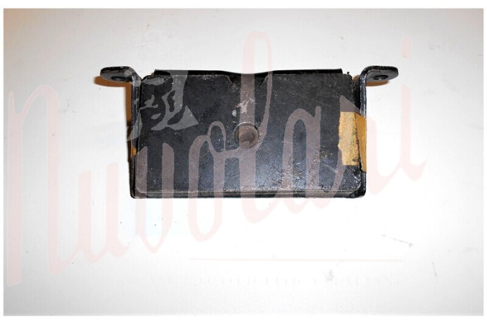 SUPPORTO MOTORE ANTERIORE COMPLETO DI STAFFA