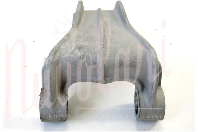 STAFFA SUPERIORE SUPPORTO MOTORE